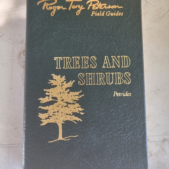 Roger Tory Peterson Field Guides - Picture 2 of 8